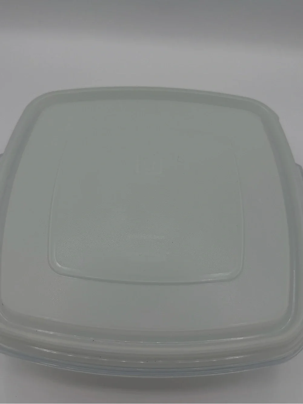 Vintage Rubbermaid Servin’ Saver Square Blue Plastic #3 10 Cups Food Storage